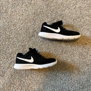 Nike Kids Tanjun Sneakers - Black